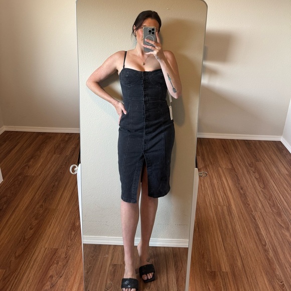 The Denim Forum 90’s MIDI Dress - Picture 4 of 8